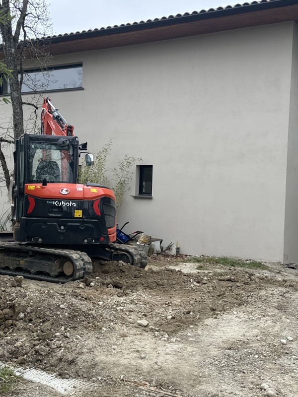 terrassement de terrain à Montaigut-sur-Save